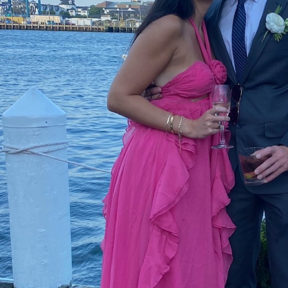 SANTIAGO CUT-OUT RUFFLE MAXI DRESS FUCHSIA - Picture 2 of 4